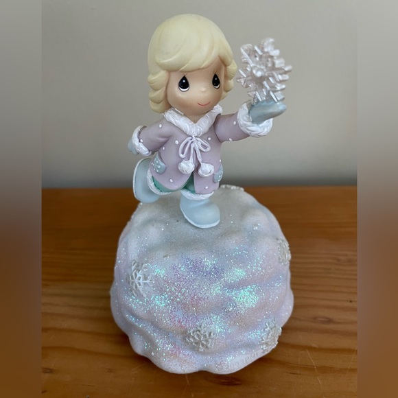 2008 Precious Moments Music Box- It Came Upon Midnight Clear Figurine - Picture 1 of 3